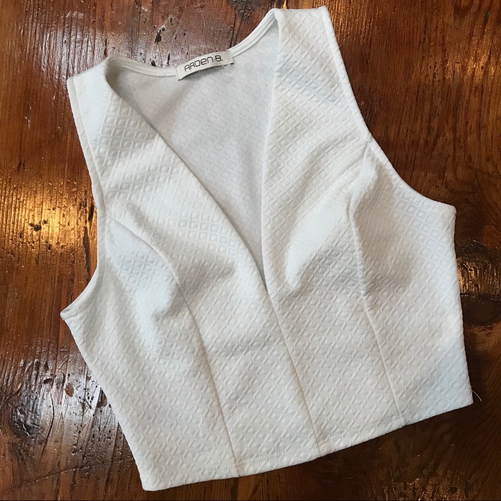 Arden B crop top